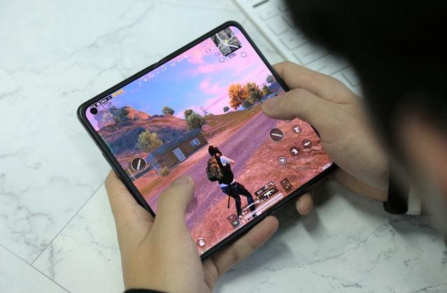 和平精英苹果IOS辅助【暗影】免越狱免签名